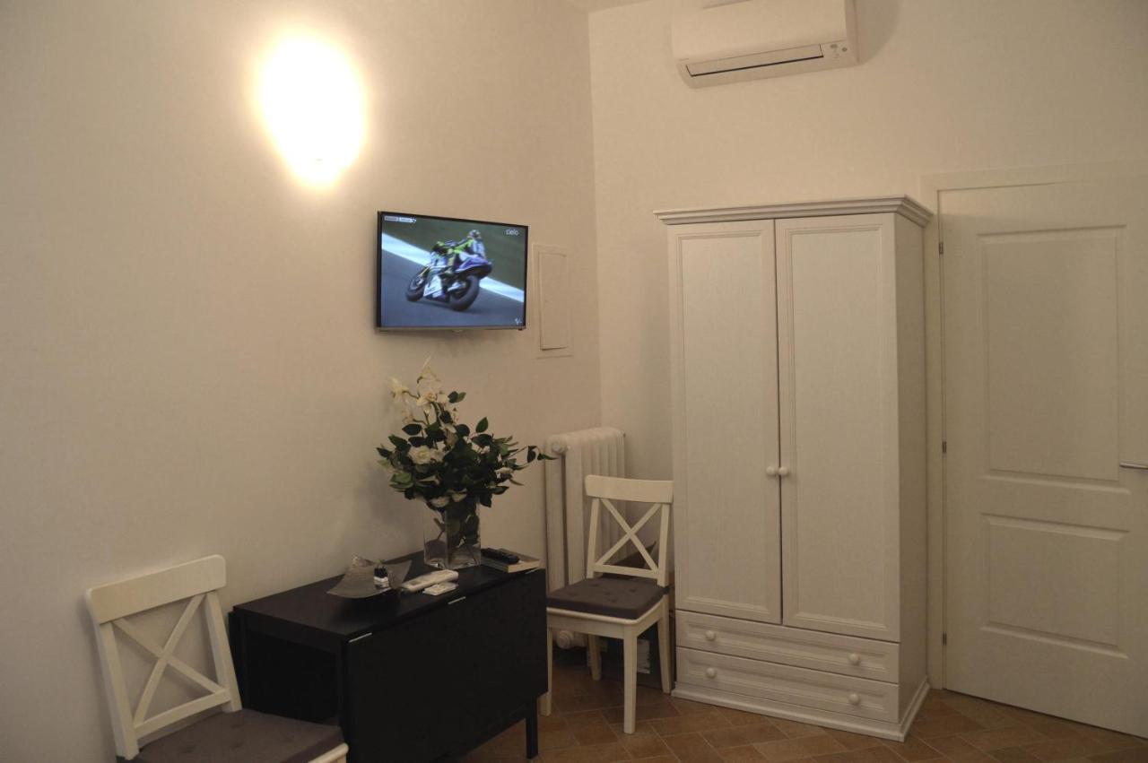 Apartment Leoncino 36 In Rom